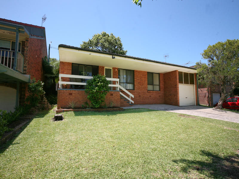 6 Blue Bell Drive, Wamberal, NSW 2260 Property Details