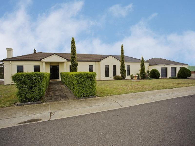 4 Jackman Court, Golden Square, VIC 3555