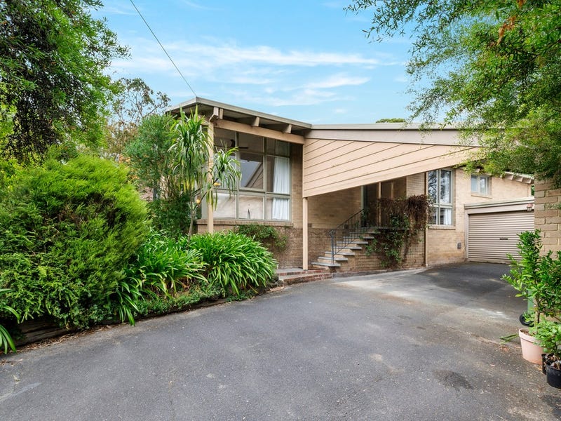 1 Buronga Avenue, Ringwood East, VIC 3135