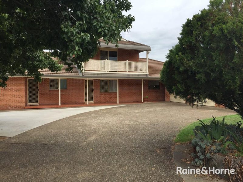 2/16 Gorman Street, North Tamworth, NSW 2340