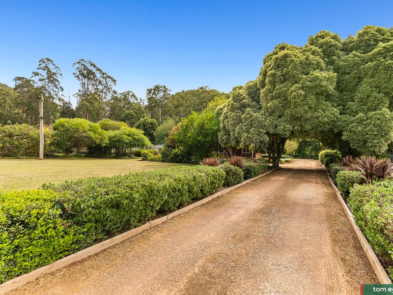 30 Silver Creek Road, Flowerdale, Vic 3717 - Property Details