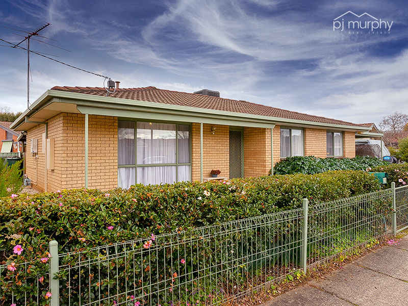 15 Waratah Way, Wodonga, Vic 3690 Property Details