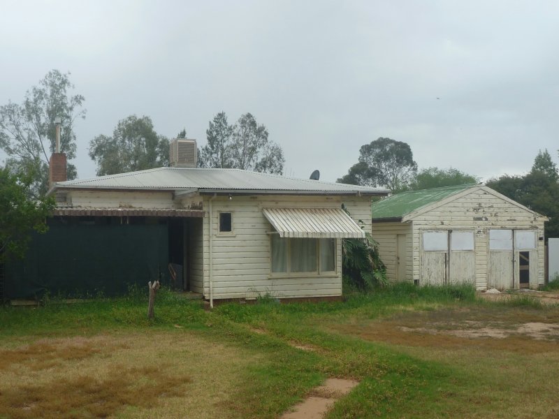 72 Derribong Street, Trangie, NSW 2823 Property Details