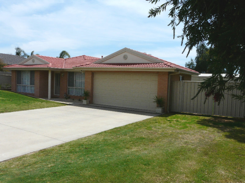 3 Riley Court, Tocumwal, NSW 2714
