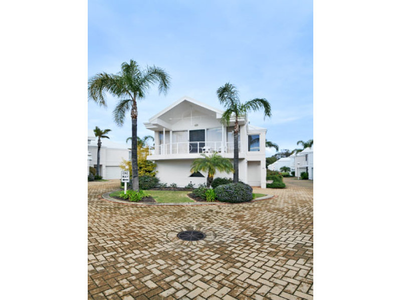 Unit 12/3 Leslie Street, Mandurah, WA 6210 Property Details