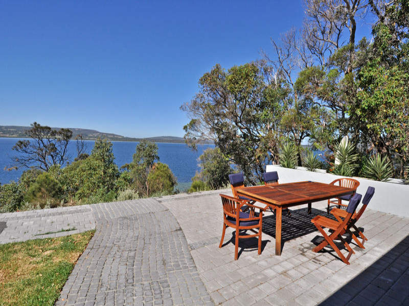 61 Alison Parade, Head, WA 6330