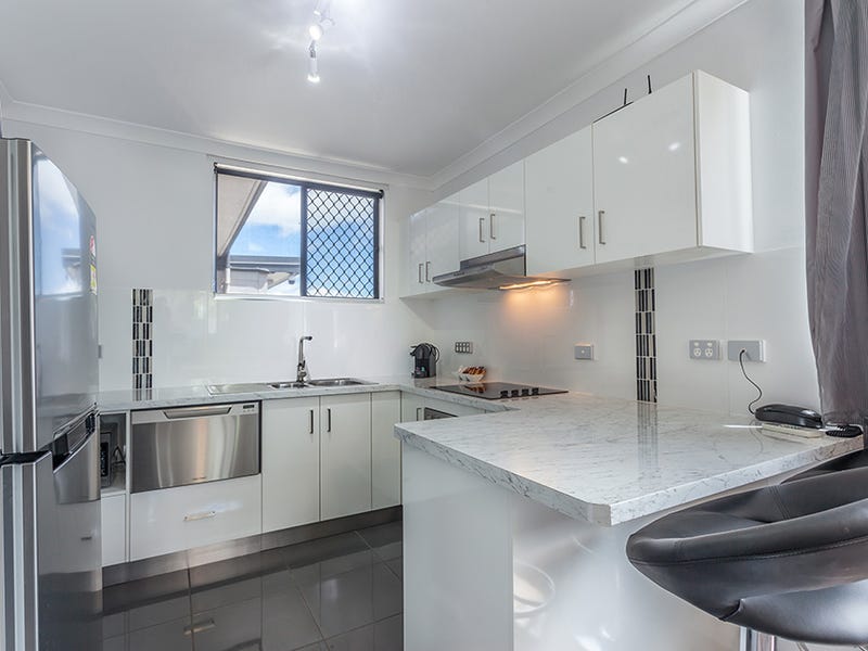 725 Ruthven Street, South Toowoomba, QLD 4350