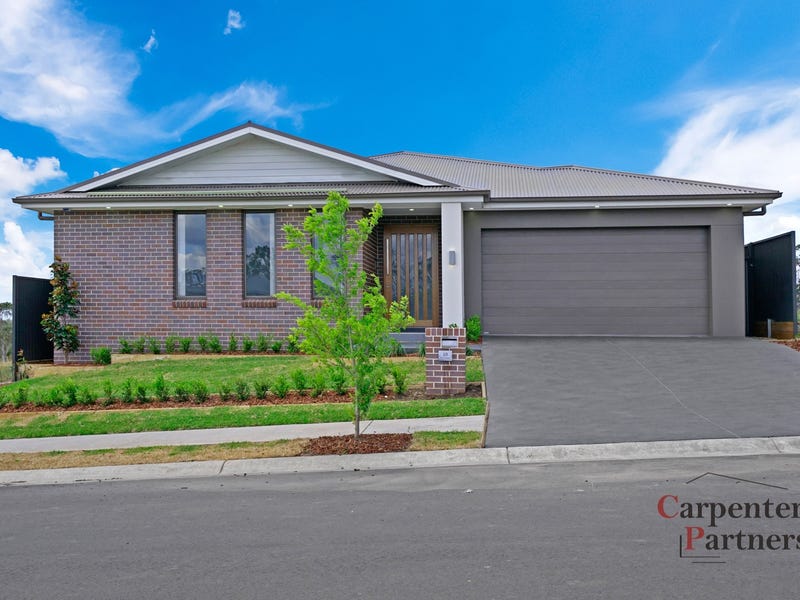 18 Roy Crescent, Thirlmere, NSW 2572 Property Details