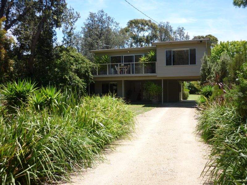 12 Foreshore Road, Balnarring Beach, VIC 3926