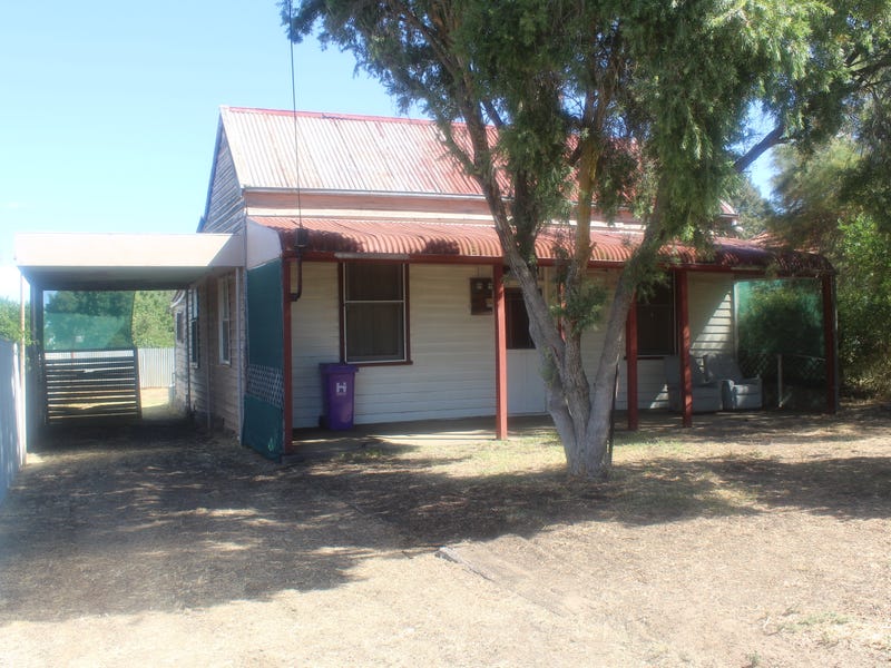19 Macpherson Street, Nhill, Vic 3418 House for Sale