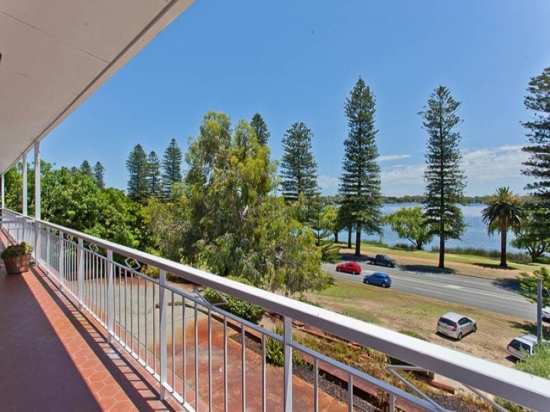 61 Lake Monger Drive, Wembley, WA 6014