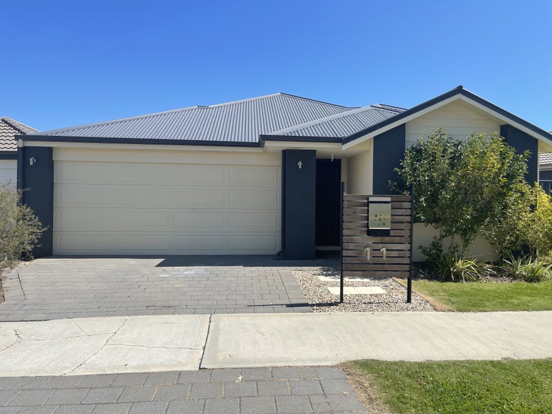 11 Street, Hilbert, WA 6112