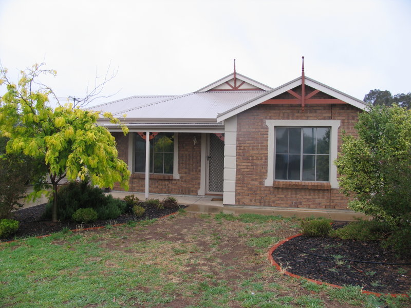 2A Silver Birch Drive, Murray Bridge, SA 5253