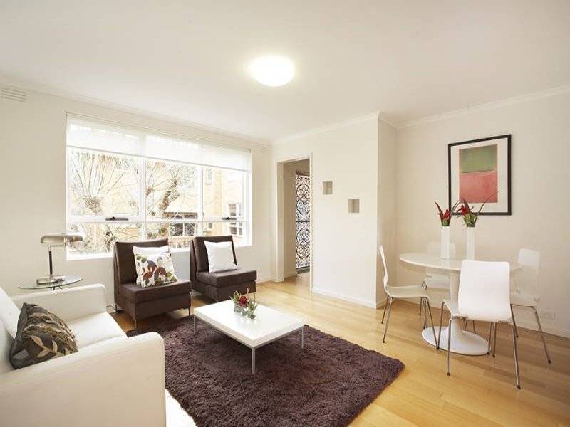 10/201 Lennox Street, Richmond, Vic 3121 Property Details