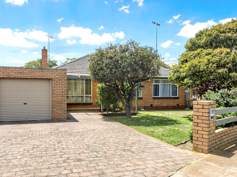 25 Rae Street, Bentleigh East, Vic 3165 House for Sale