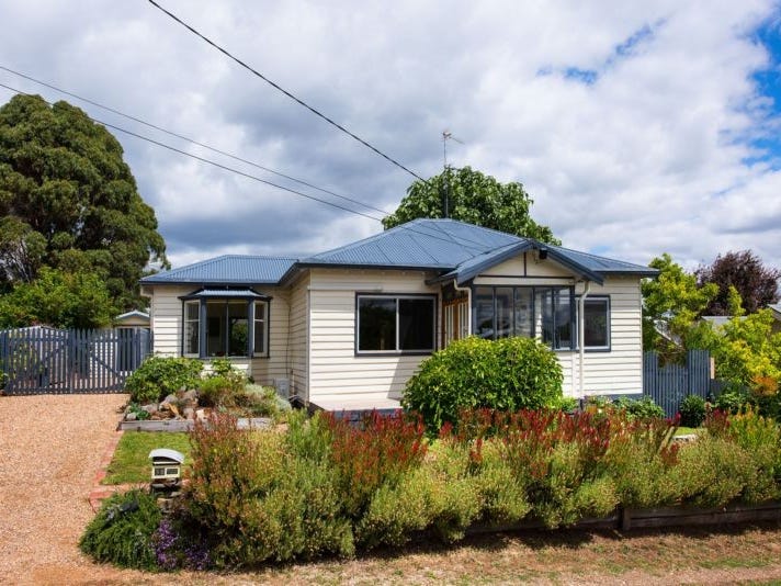 38 Stanbridge Street, Daylesford, Vic 3460 Property Details