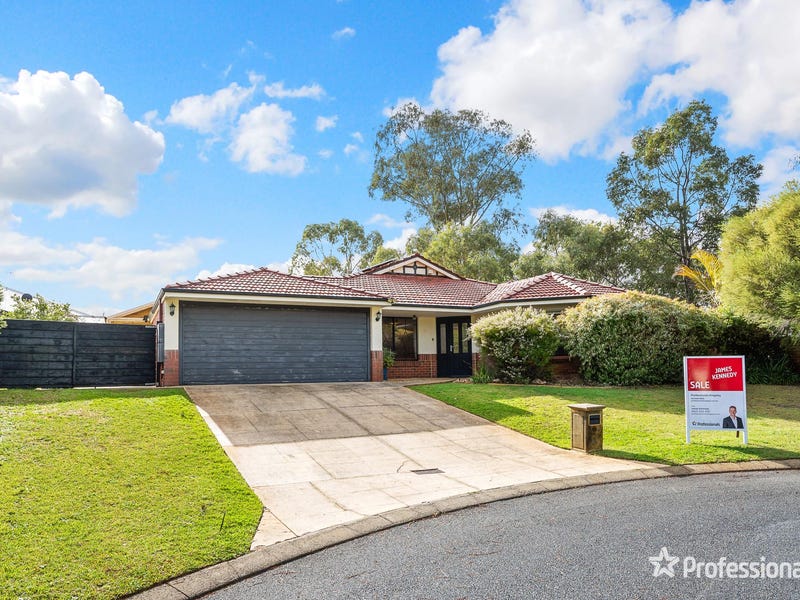 25 Denfield Rise, Carramar, WA 6031 Property Details