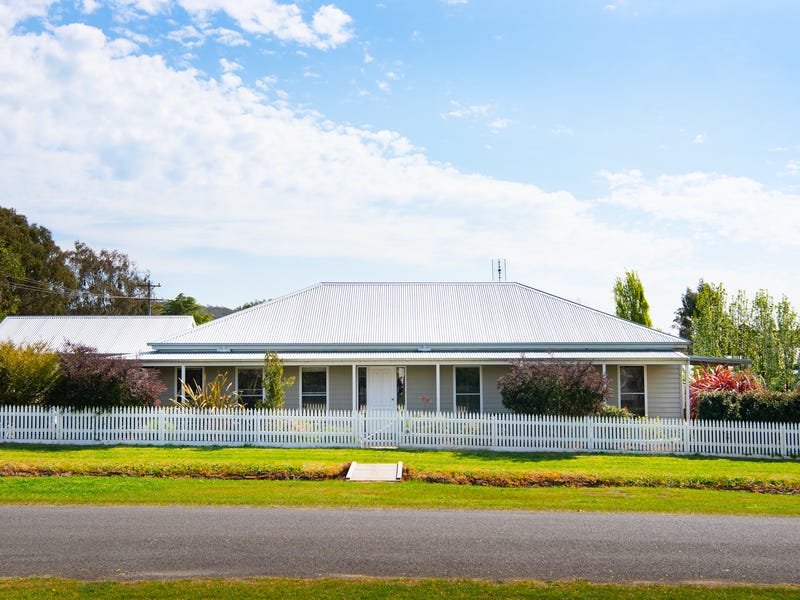 43 Church Street, Maldon, Vic 3463 House for Sale