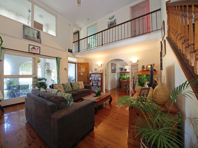 16 Hibiscus Avenue, Redcliffe, Qld 4020 Property Details