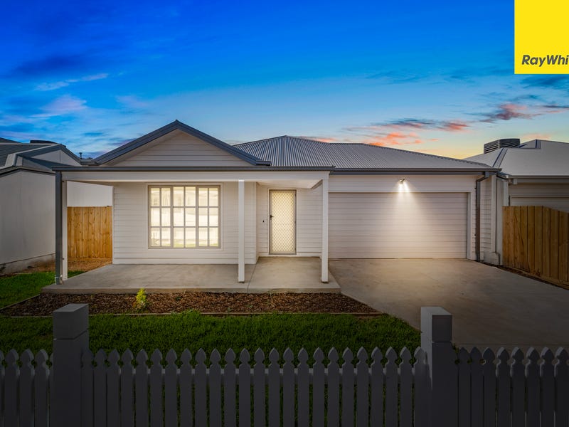 6 Rheola Street, Eynesbury, Vic 3338 House for Sale