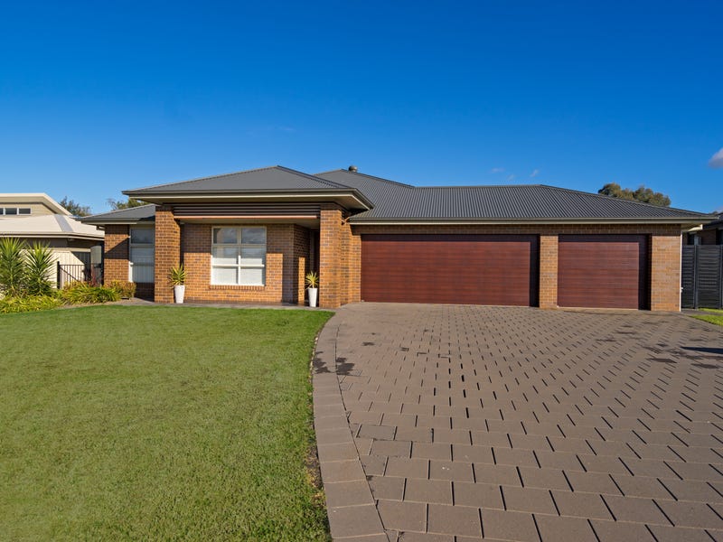 74 Lakeside Circuit, Dubbo, NSW 2830 Property Details