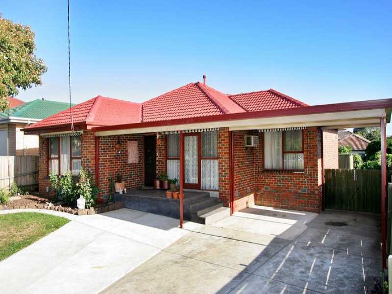 17 Flag Street, Kingsbury, Vic 3083 Property Details