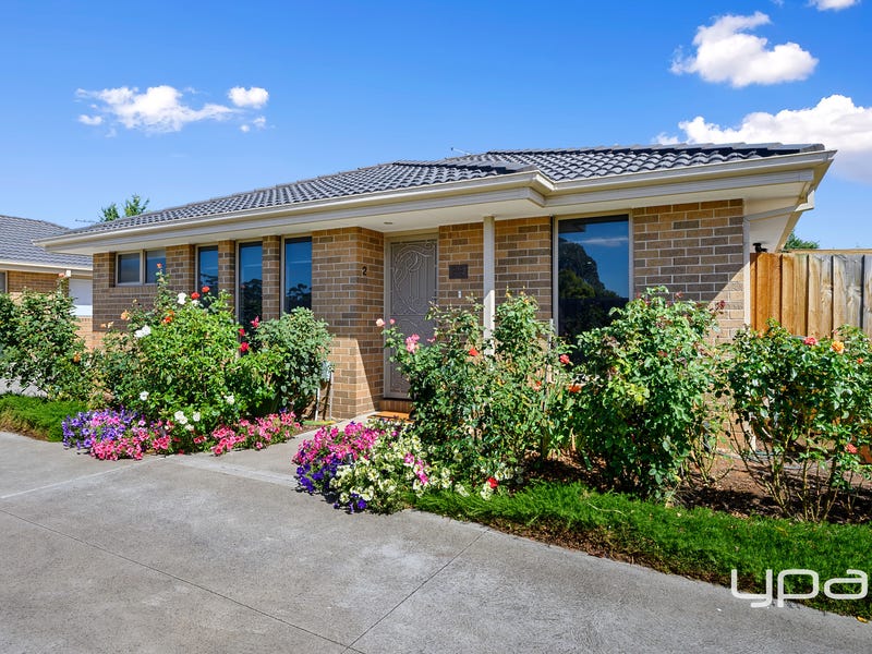 2/45 Holts Lane, Darley, Vic 3340 Property Details