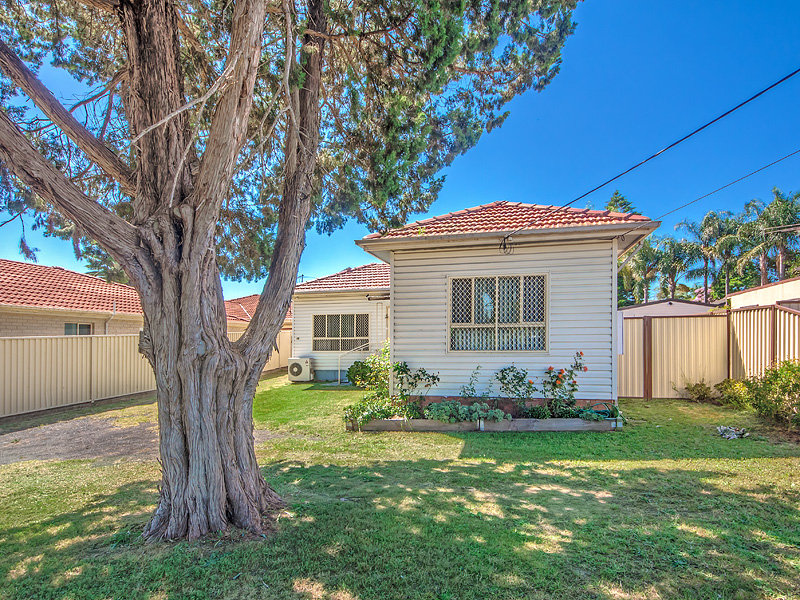 42 Hill Rd, Lurnea, NSW 2170 Property Details