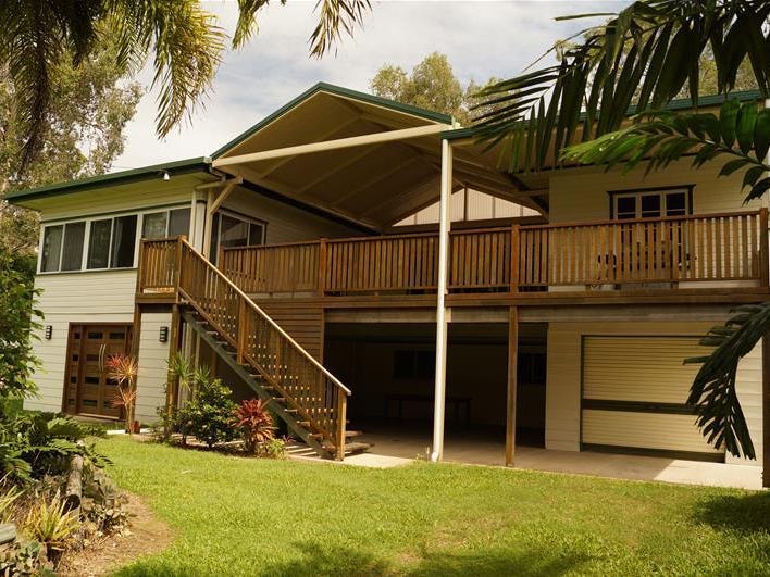 2 Theresa Court, Armstrong Beach, QLD 4737