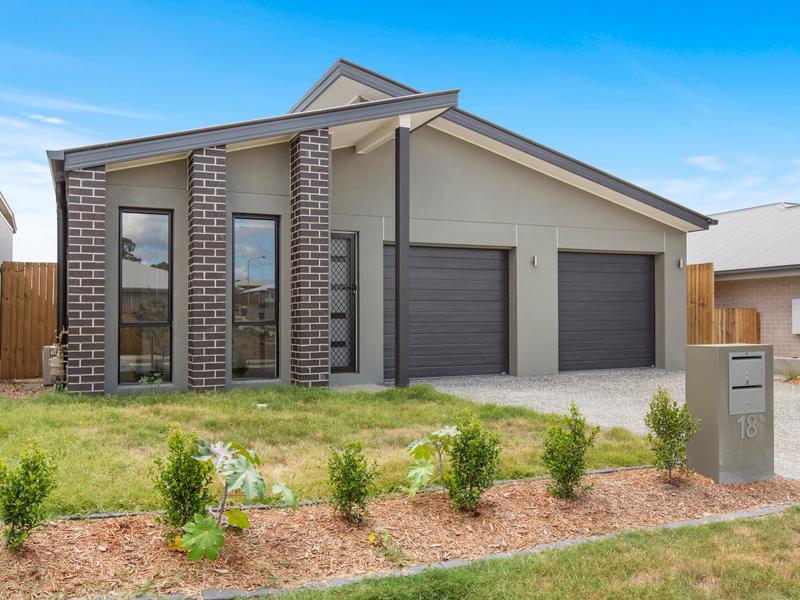 1/18 Mount Mee Street, Park Ridge, QLD 4125