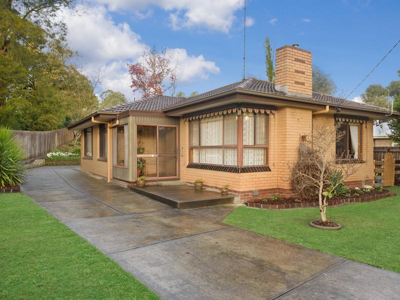 111 Shire Avenue, Mount Helen, VIC 3350