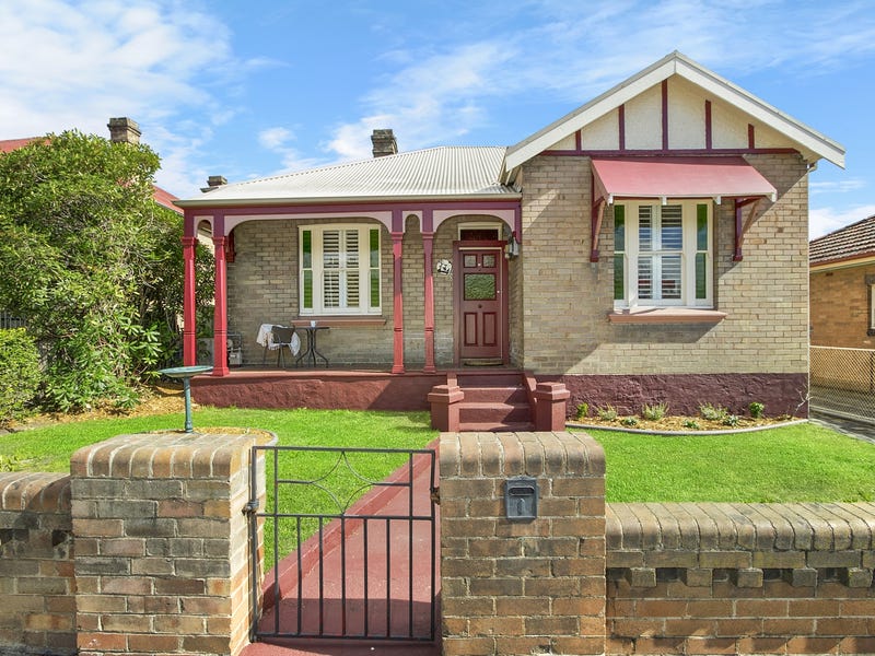 30 Lithgow Street, Lithgow, NSW 2790 Property Details