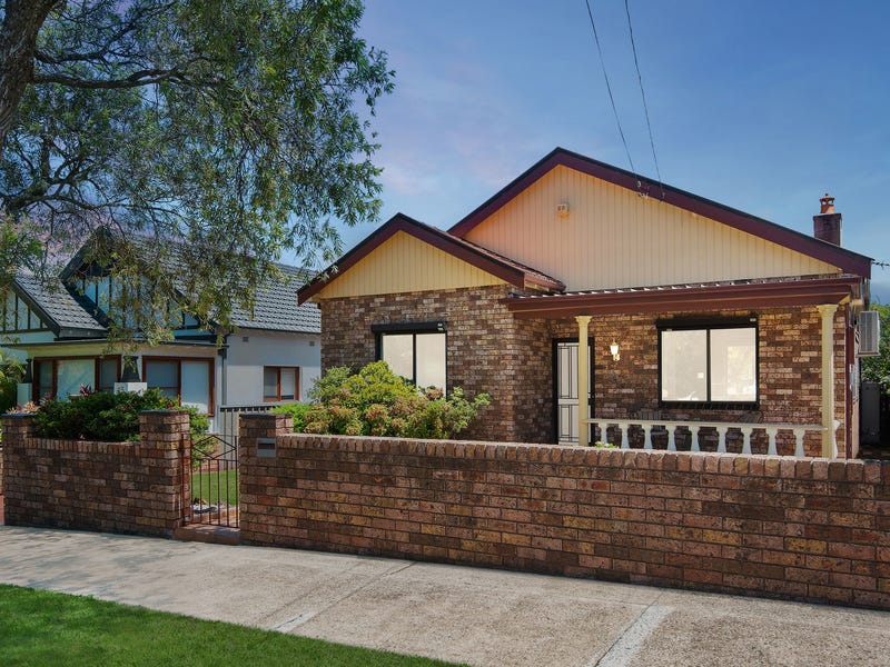 13 Fleet Avenue, Earlwood, NSW 2206 Property Details