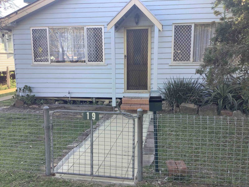 19 Guy Street, Warwick, QLD 4370