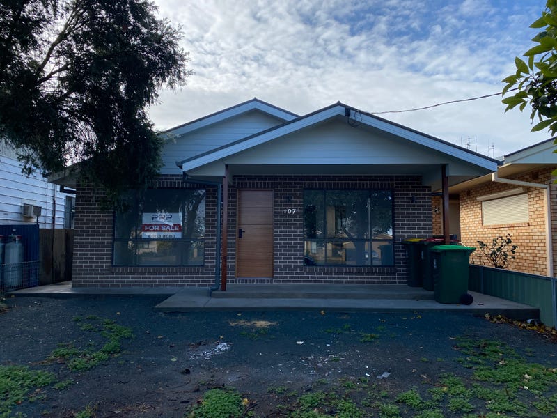 107 Currajong Street, Parkes, NSW 2870