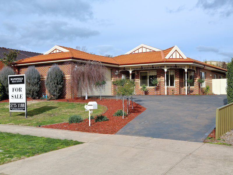 8 Cambridge Drive, Mansfield, VIC 3722