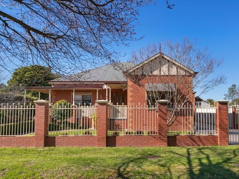 13 Smythe Street, Benalla, VIC 3672