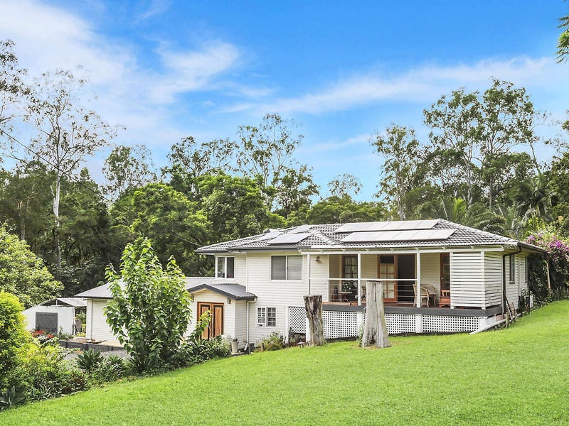 8 Hayes Avenue, Camira, Qld 4300 Property Details