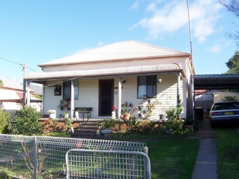 30 Aberglasslyn Road, Rutherford, NSW 2320