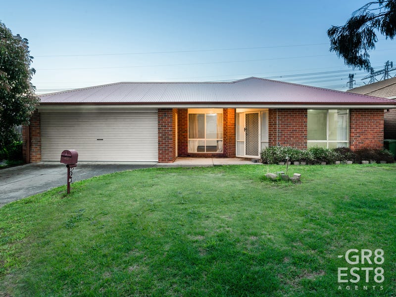 92 Langbourne Drive, Narre Warren South, Vic 3805 House for Sale