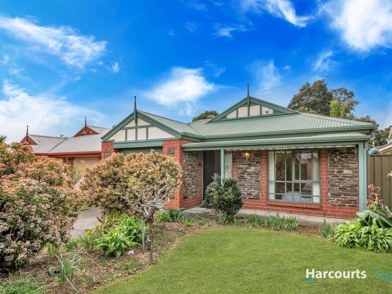 Houses for Sale in Aberfoyle Park, SA 5159