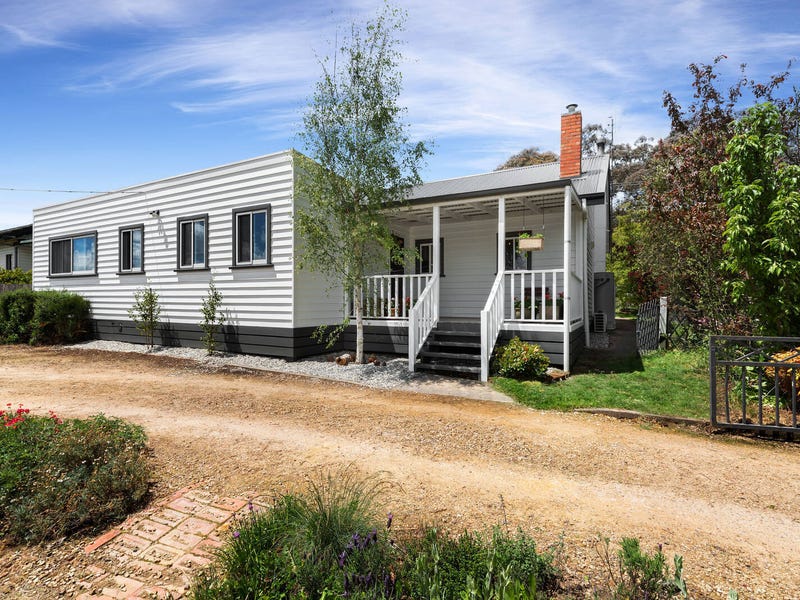 31 Old Lancefield Road, Woodend, Vic 3442 House for Sale realestate