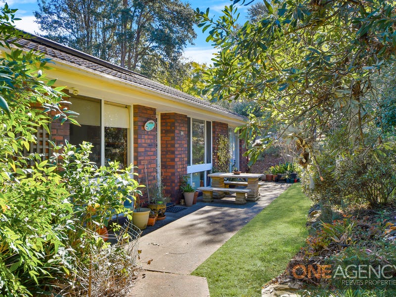 100 Ross Crescent, Blaxland, NSW 2774 Property Details