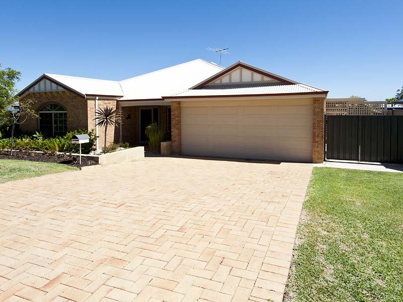 12 Gadd Avenue, Byford, WA 6122