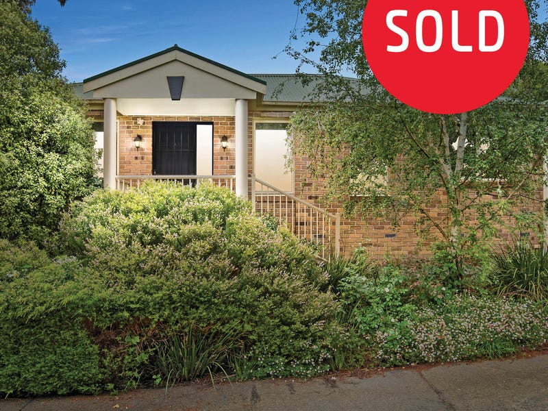 4/19 Newman Road, Croydon, Vic 3136 Property Details