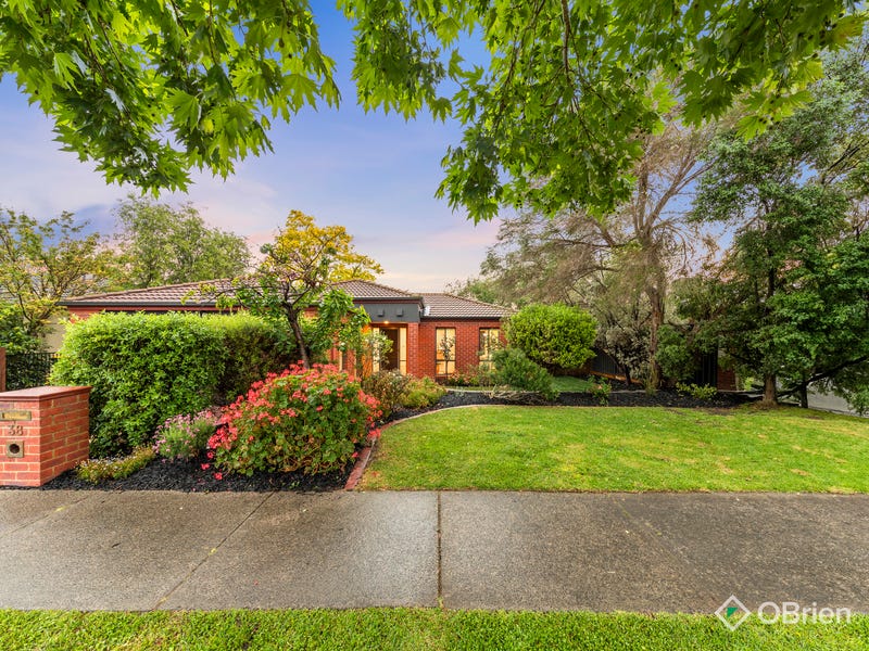 38 Fieldstone Boulevard, Beaconsfield, Vic 3807 Property Details