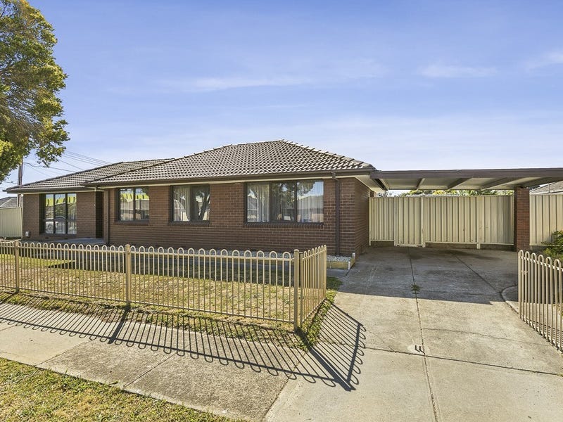 37 Trentham Drive, Gladstone Park, VIC 3043