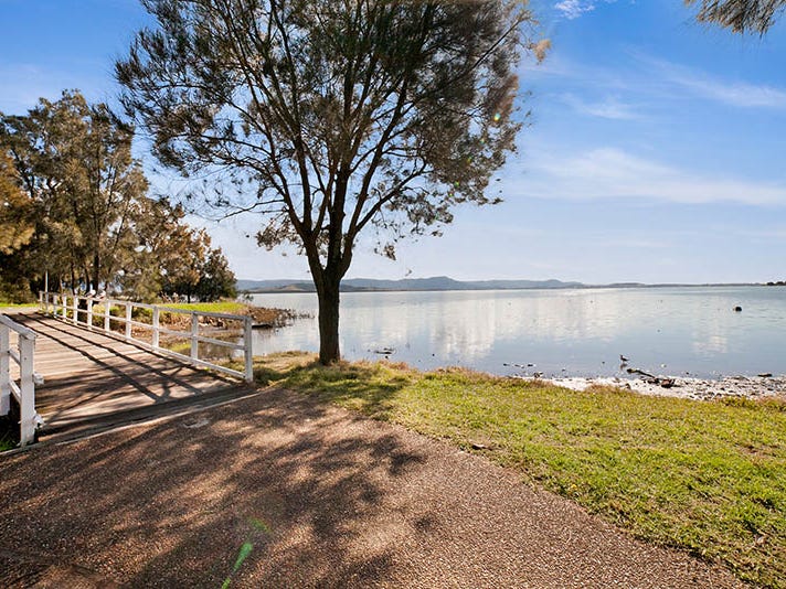 1 The Esplanade, Oak Flats, NSW 2529 - realestate.com.au