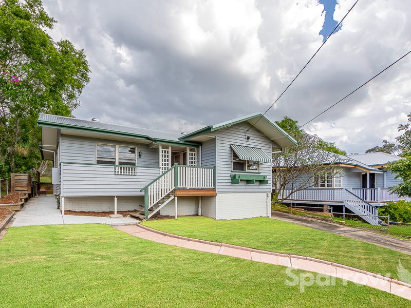 22 Hillview Terrace, Moorooka, Qld 4105 Property Details