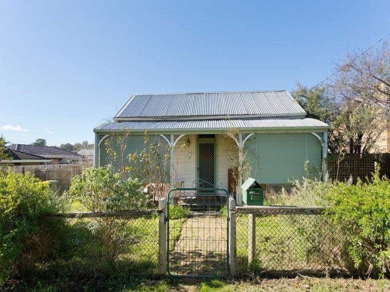 198 Hargraves Street, Castlemaine, Vic 3450 Property Details